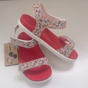 NWT Disney Native Sandals
